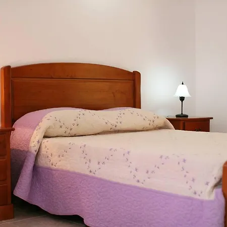 Da Duarte - Walkable To Shops Bars Nyaraló