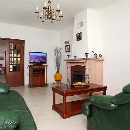 Da Duarte - Walkable To Shops Bars