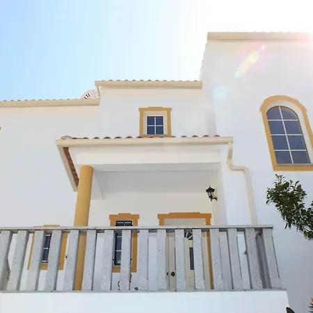 Da Duarte - Walkable To Shops Bars