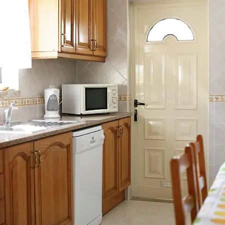 Da Duarte - Walkable To Shops Bars Holiday home