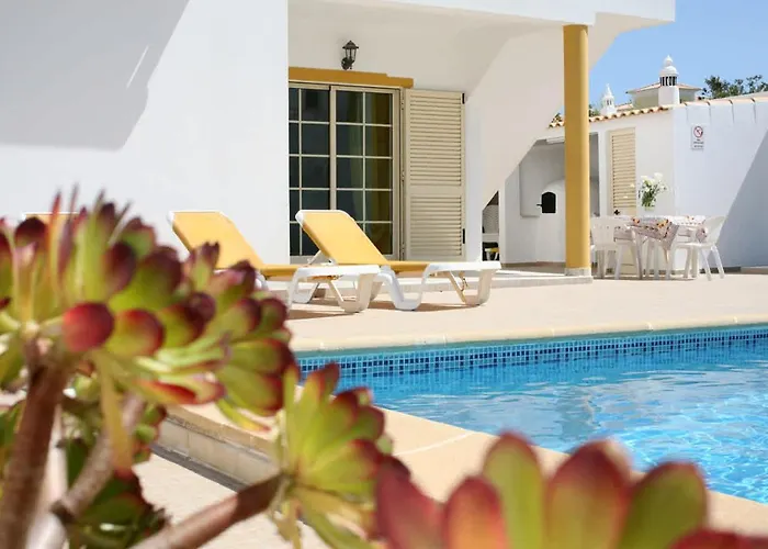 別荘 Da Duarte - Walkable To Shops Bars アルブフェイラ