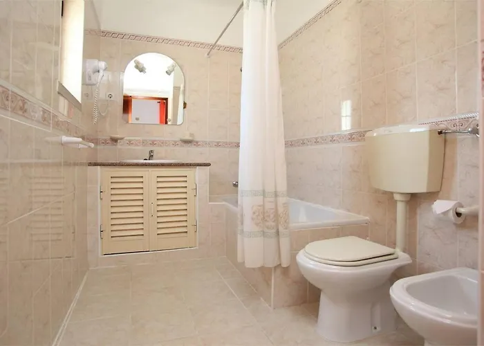 Da Duarte - Walkable To Shops Bars *