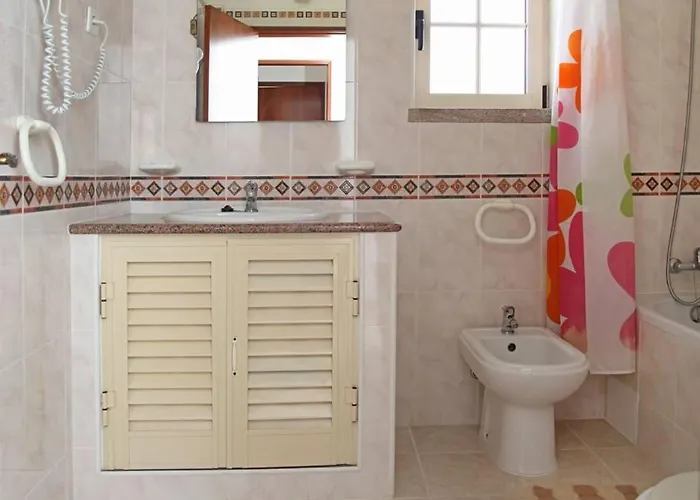 Da Duarte - Walkable To Shops Bars 別荘 アルブフェイラ