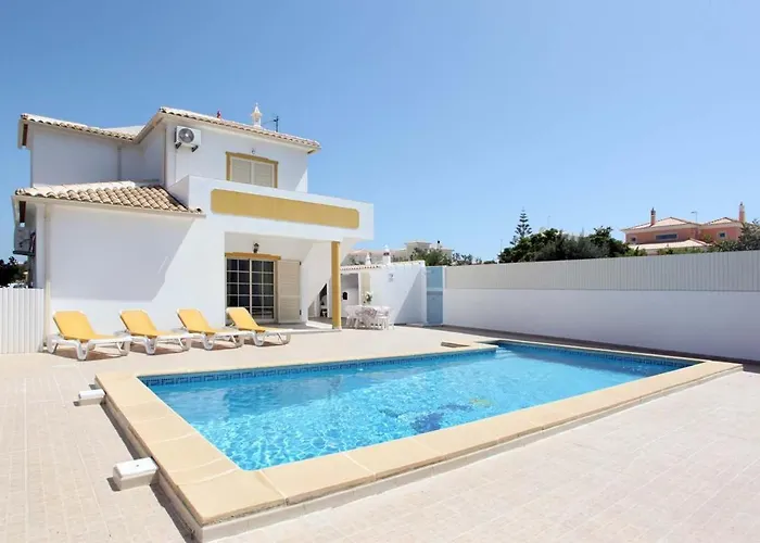 Da Duarte - Walkable To Shops Bars アルブフェイラ