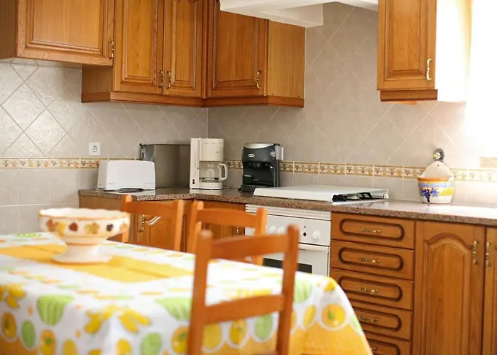 別荘 Da Duarte - Walkable To Shops Bars アルブフェイラ