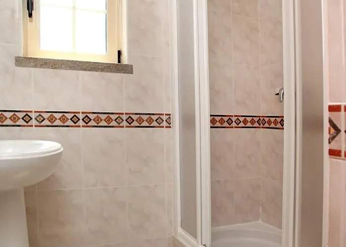 Da Duarte - Walkable To Shops Bars *